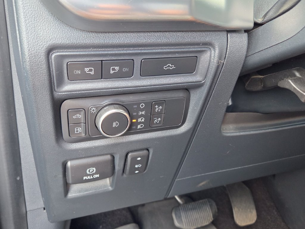 Used 2022 Ford F150 Lariat AWD/4WD image 29