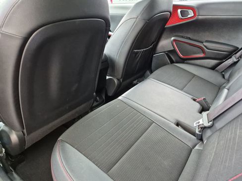 Used 2021 Kia Soul Turbo FWD image 17