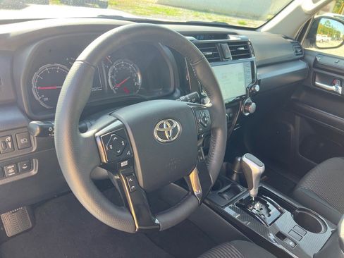 Used 2024 Toyota 4Runner TRD Off-Road image 12