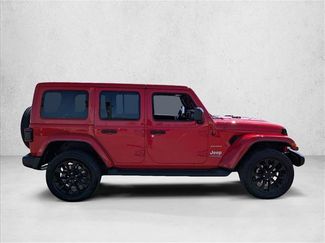 Used 2021 Jeep Wrangler Unlimited Sahara AWD/4WD video 4