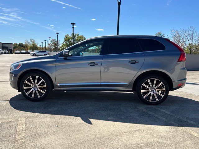 Used 2017 Volvo XC60 T6 Inscription w/ Advanced Package AWD/4WD image 4