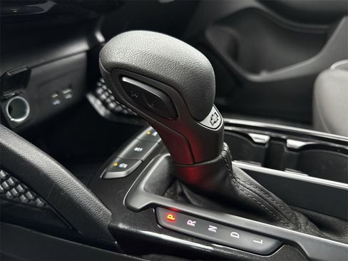 Used 2024 Chevrolet TrailBlazer LT image 21