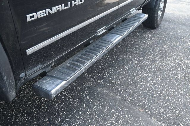 Used 2016 GMC Sierra 3500 Denali w/ Driver Alert Package AWD/4WD image 15