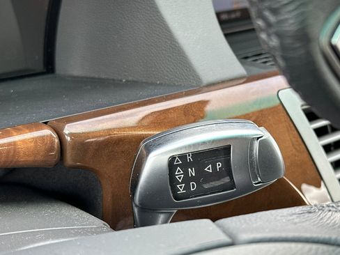 Used 2007 BMW 750Li image 22