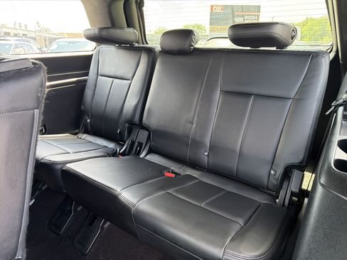 Used 2020 Ford Expedition XLT RWD image 27