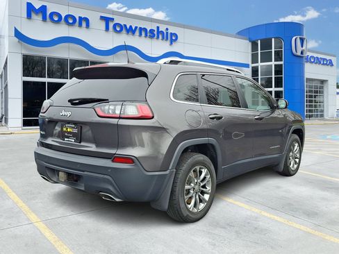 Used 2020 Jeep Cherokee Latitude Lux w/ Comfort/Convenience Group image 6