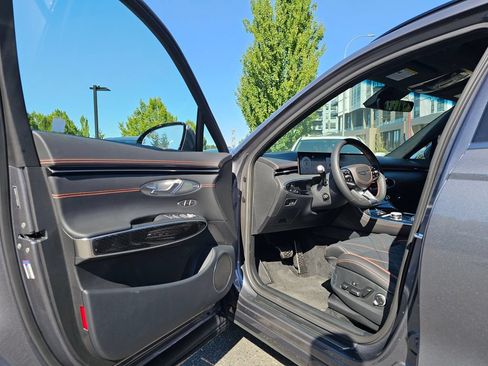 Used 2026 Genesis GV70 3.5T Sport Prestige AWD/4WD image 22