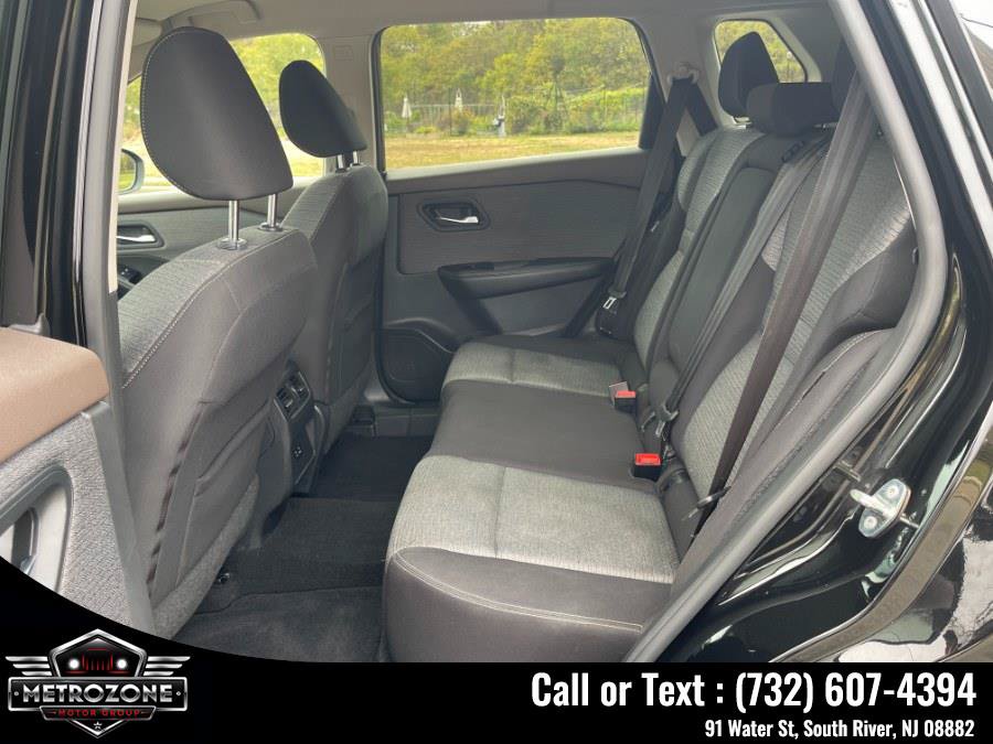 Used 2021 Nissan Rogue SV AWD/4WD image 14