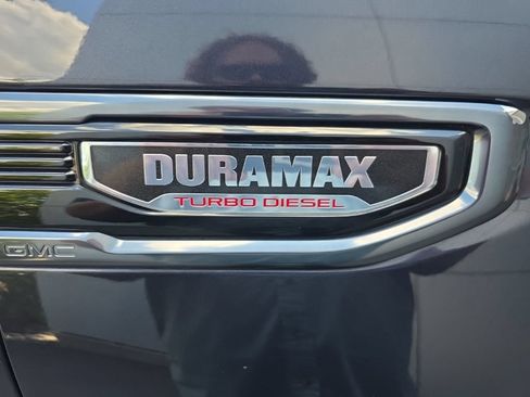 Used 2022 GMC Sierra 1500 AT4 w/ AT4 Premium Package AWD/4WD image 5