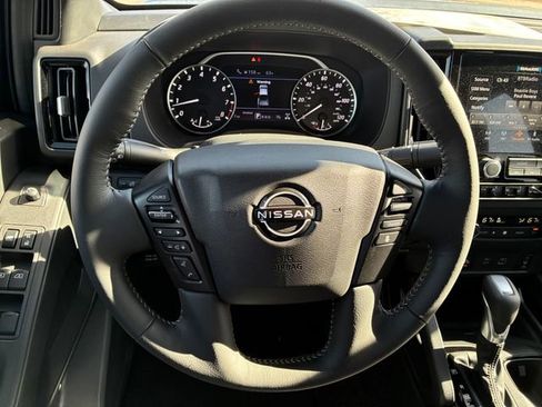 New 2026 Nissan Frontier SV w/ SV Convenience Package AWD/4WD image 18
