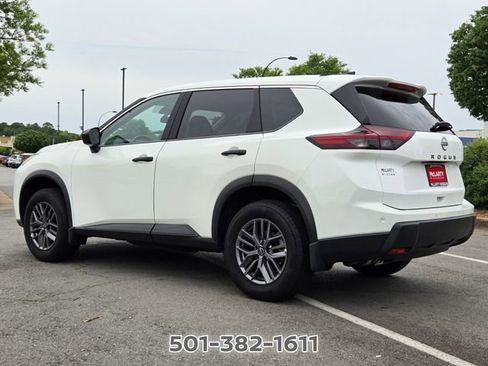 Used 2026 Nissan Rogue S FWD image 7