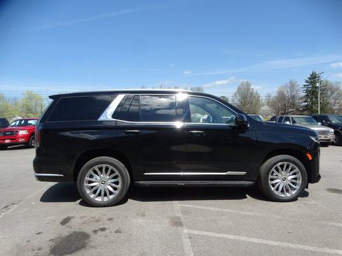 Used 2021 Cadillac Escalade Premium Luxury image 5