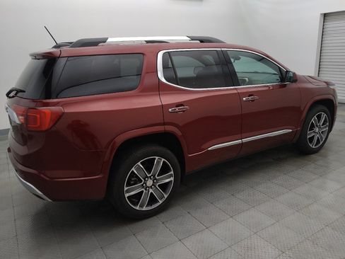 Used 2017 GMC Acadia Denali w/ Technology Package FWD image 10