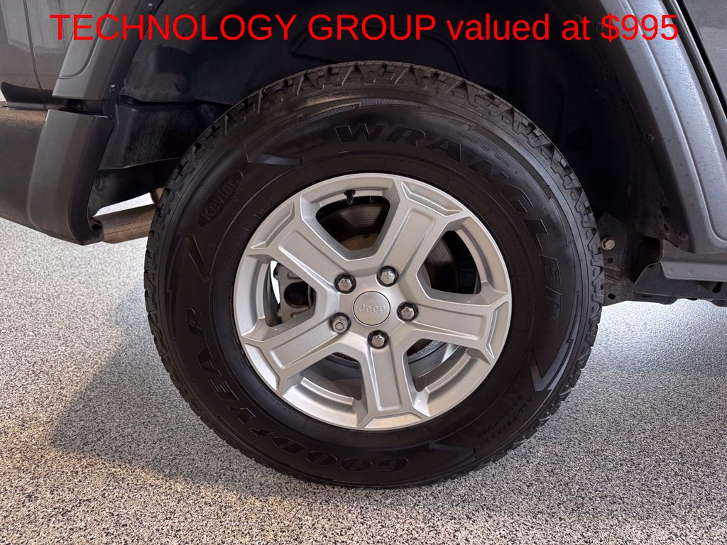 Used 2021 Jeep Wrangler Unlimited Sport AWD/4WD image 9