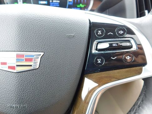 Used 2020 Cadillac Escalade Luxury w/ LPO, Radiant Package AWD/4WD image 41