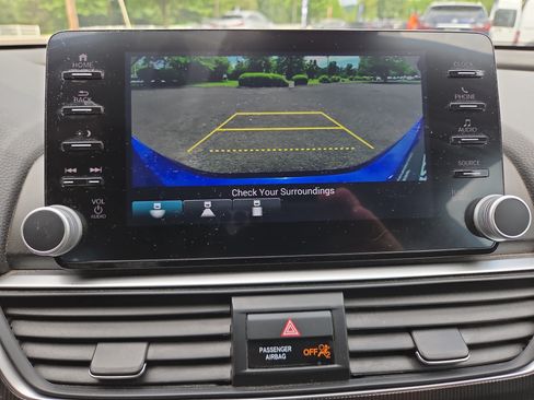 Used 2022 Honda Accord Sport image 26