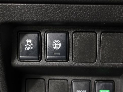 Certified 2020 Nissan Rogue Sport SV image 21