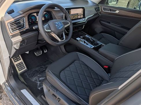 New 2026 Volkswagen Atlas SEL Premium R-Line image 10