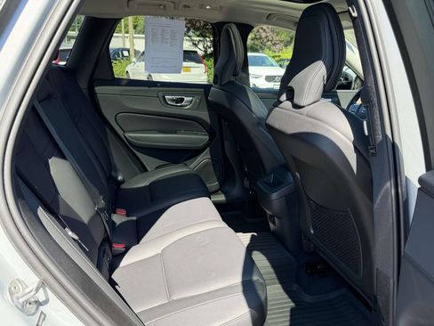 Used 2024 Volvo XC60 B5 Plus w/ Protection Package Premier AWD/4WD image 12