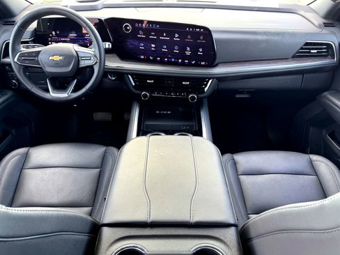 Used 2025 Chevrolet Tahoe LT image 21