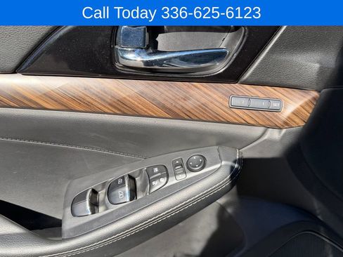 Used 2017 Nissan Maxima Platinum FWD image 14