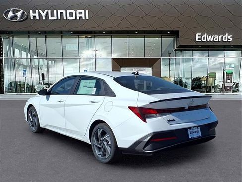 New 2025 Hyundai Elantra Sport image 5