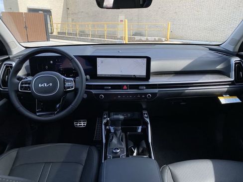 New 2025 Kia Sorento SX image 5