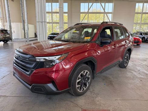 Certified 2025 Subaru Forester w/ Convenience Package #1 AWD/4WD image 7