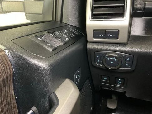 Certified 2020 Ford F350 Lariat image 21