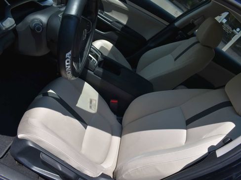 Used 2016 Honda Civic EX image 12