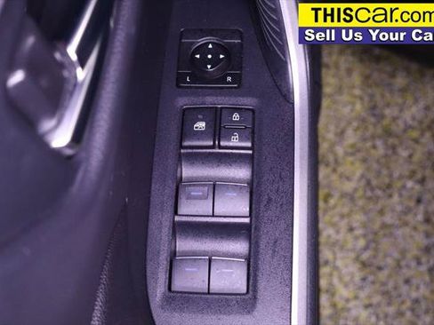 Used 2022 Toyota RAV4 XLE Premium AWD/4WD image 34