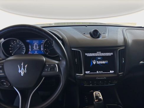Used 2020 Maserati Levante S image 14