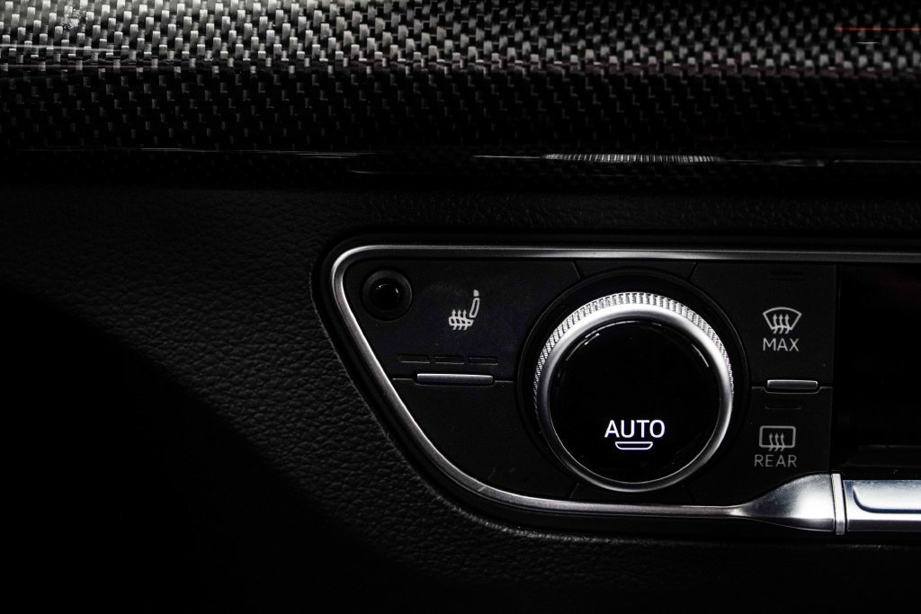 Used 2022 Audi SQ5 Prestige w/ Prestige Package AWD/4WD image 30