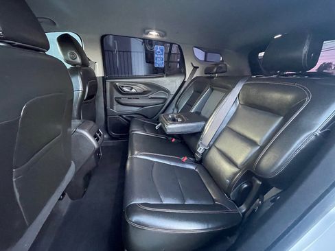 Used 2018 GMC Terrain SLT w/ Preferred Package image 15