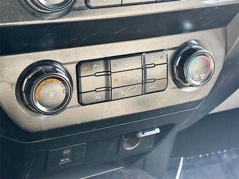 Used 2021 Ford F350 XLT image 17