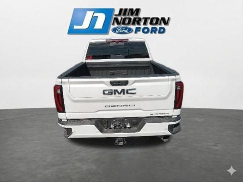 Used 2025 GMC Sierra 2500 Denali Ultimate AWD/4WD image 8