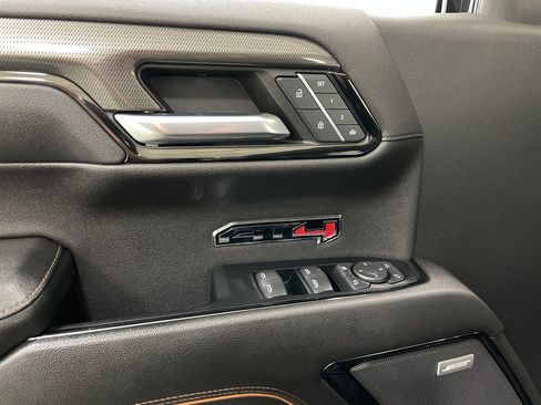 Certified 2022 GMC Sierra 1500 AT4 w/ AT4 Premium Package AWD/4WD image 10