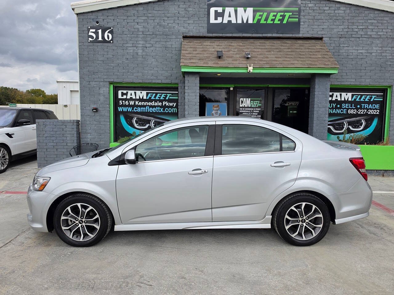 Used 2019 Chevrolet Sonic LT w/ Convenience Package FWD image 17