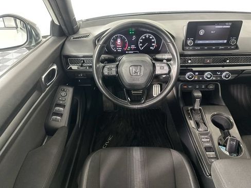 Used 2025 Honda Civic Sport image 18