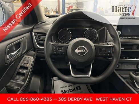 Certified 2024 Nissan Rogue SV AWD/4WD image 30