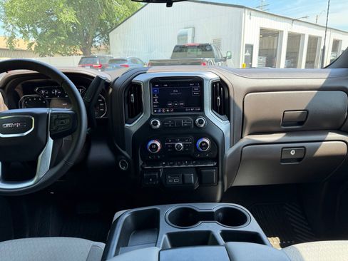 Used 2022 GMC Sierra 2500 SLE w/ SLE Convenience Package AWD/4WD image 18