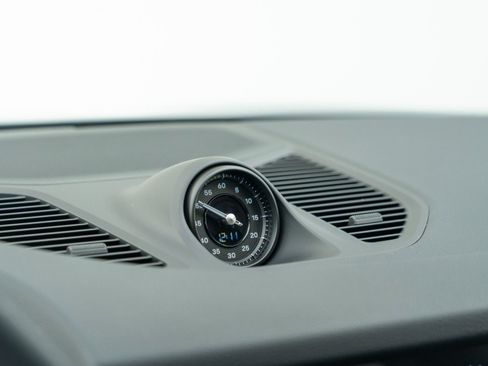 Certified 2026 Porsche Cayenne GTS AWD/4WD image 24
