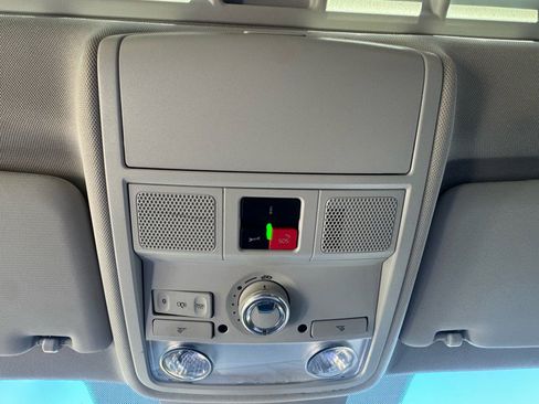 Used 2022 Volkswagen Passat 2.0T SE image 16