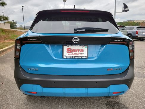 Used 2025 Nissan Kicks SR w/ Illumination Package image 24