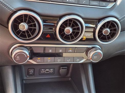 Certified 2024 Nissan Sentra SV image 7