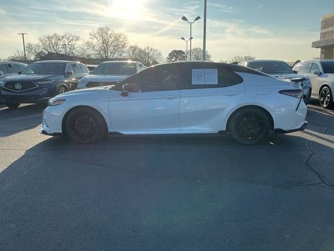 Used 2023 Toyota Camry XSE image 2