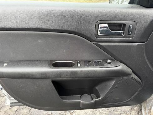 Used 2012 Ford Fusion SE image 20