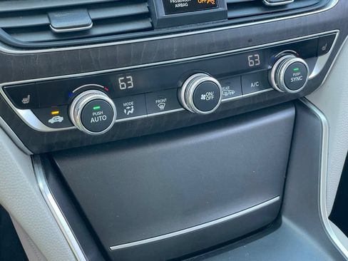 Used 2022 Honda Accord EX-L image 21