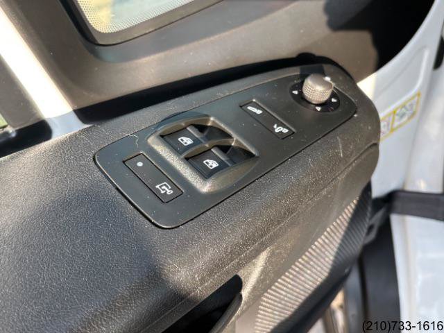 Used 2024 RAM ProMaster 2500 w/ Convenience Group FWD image 15