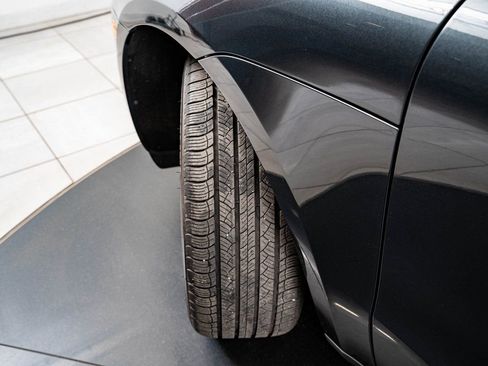 Certified 2025 Porsche Macan AWD/4WD image 47